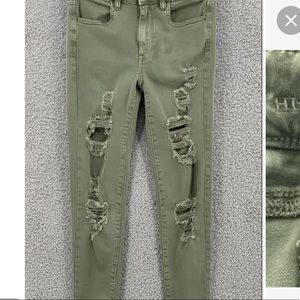 American Eagle Next Level Stretch Distressed Skinny Jean